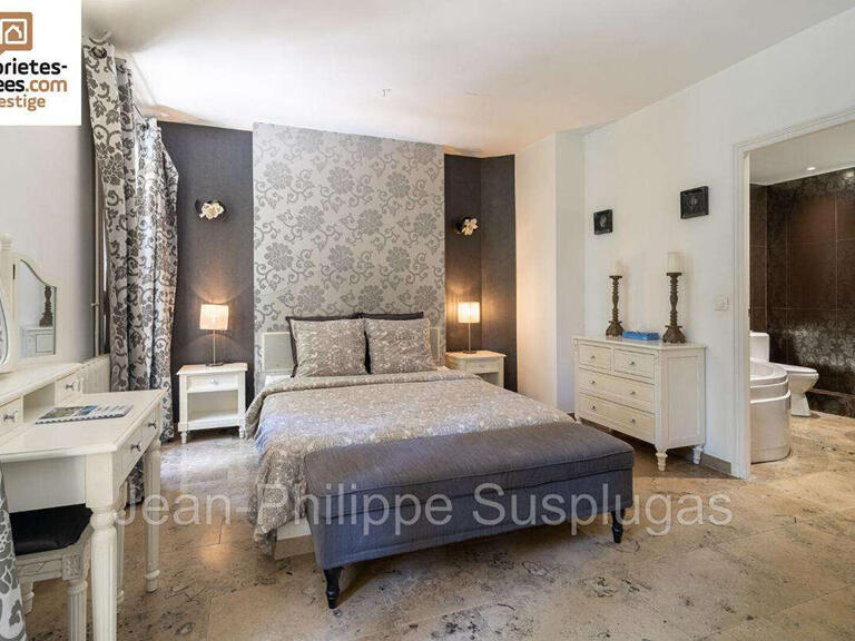 Property Saint-Cyr-sur-Mer - 9 bedrooms