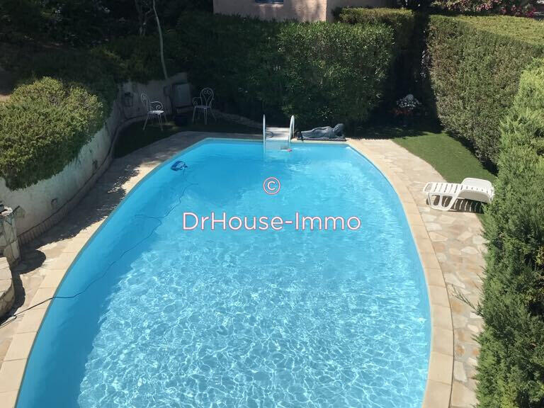 Villa Saint-Cyr-sur-Mer - 4 chambres - 150m²