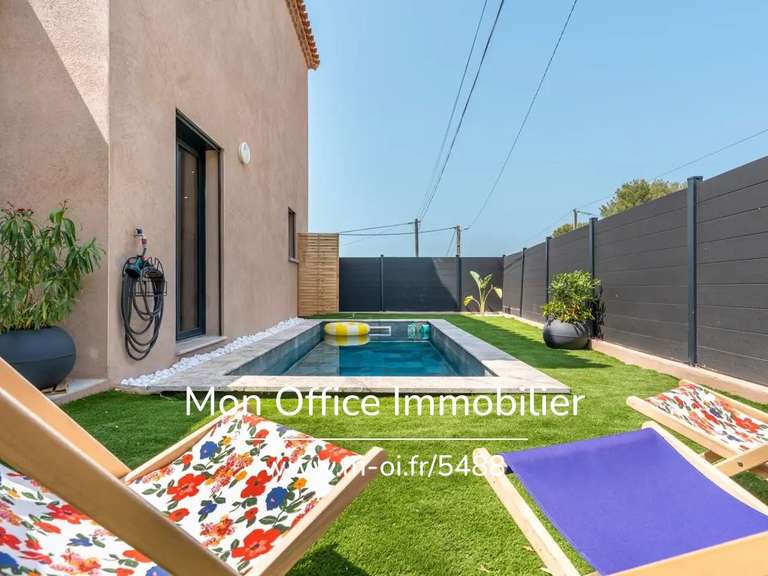Villa Saint-Cyr-sur-Mer - 4 chambres - 120m²