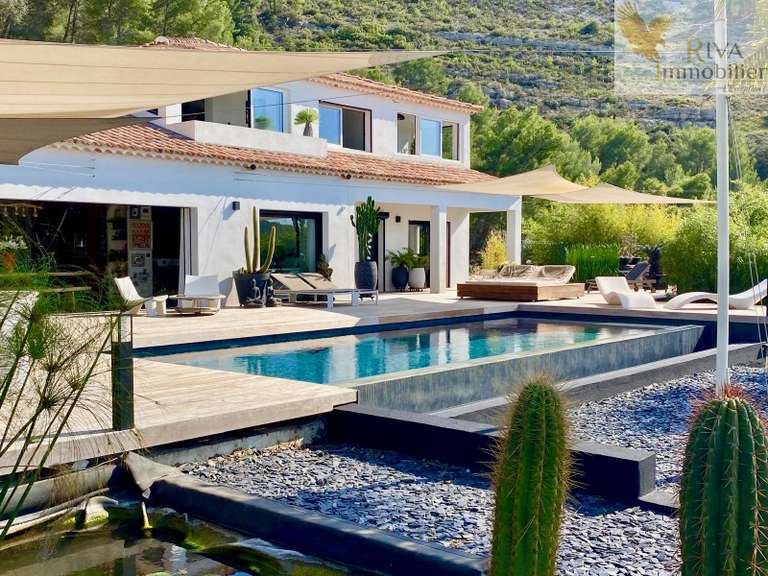 Villa avec Vue sur mer Saint-Cyr-sur-Mer - 4 chambres - 275m²