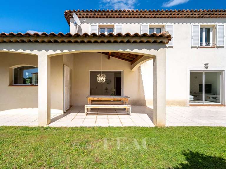 Villa Saint-Cyr-sur-Mer - 4 chambres - 181m²