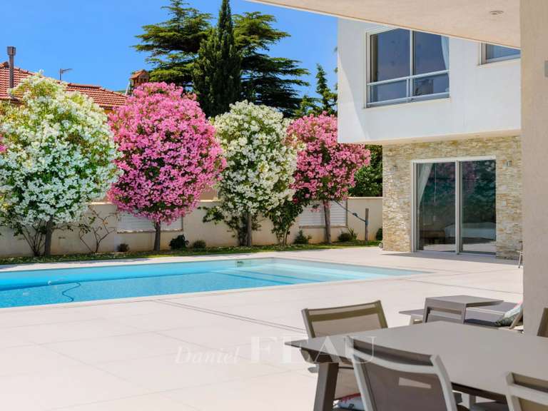 Villa Saint-Cyr-sur-Mer - 5 chambres - 371m²