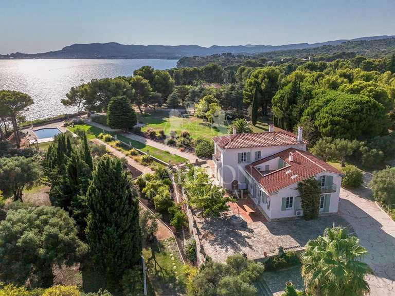 Villa Saint-Cyr-sur-Mer - 10 bedrooms - 400m²
