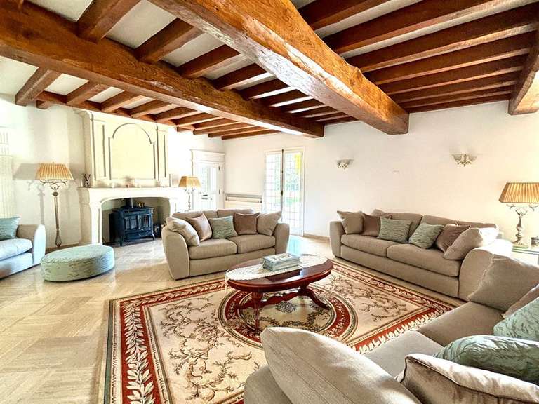 Maison Saint-Cyran-du-Jambot - 10 chambres - 640m²