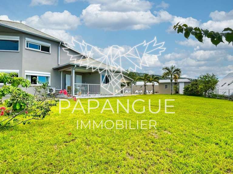 Maison Saint-Denis - 4 chambres - 200m²