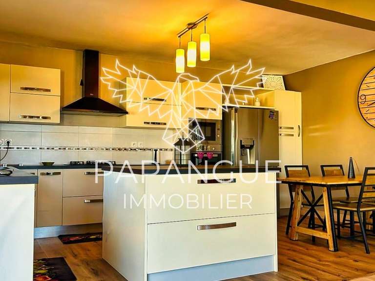 Maison Saint-Denis - 4 chambres - 200m²