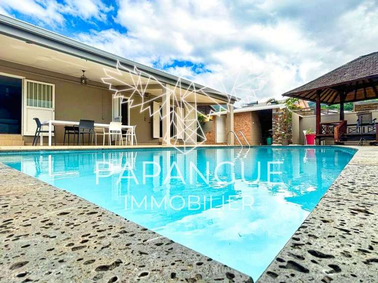 Maison Saint-Denis - 4 chambres - 200m²