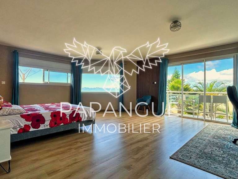 Maison Saint-Denis - 4 chambres - 200m²