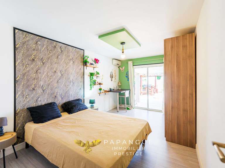 House Saint-Denis - 4 bedrooms - 195m²