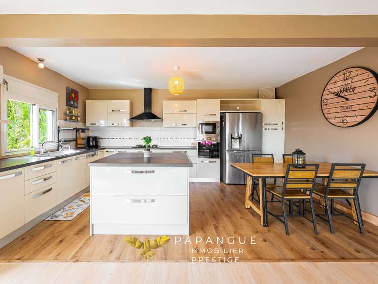 House Saint-Denis - 4 bedrooms - 195m²