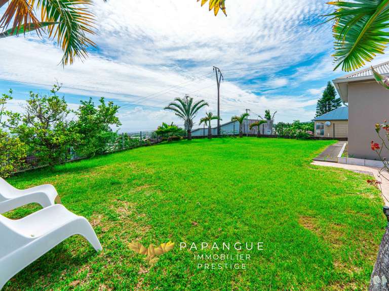 House Saint-Denis - 4 bedrooms - 195m²