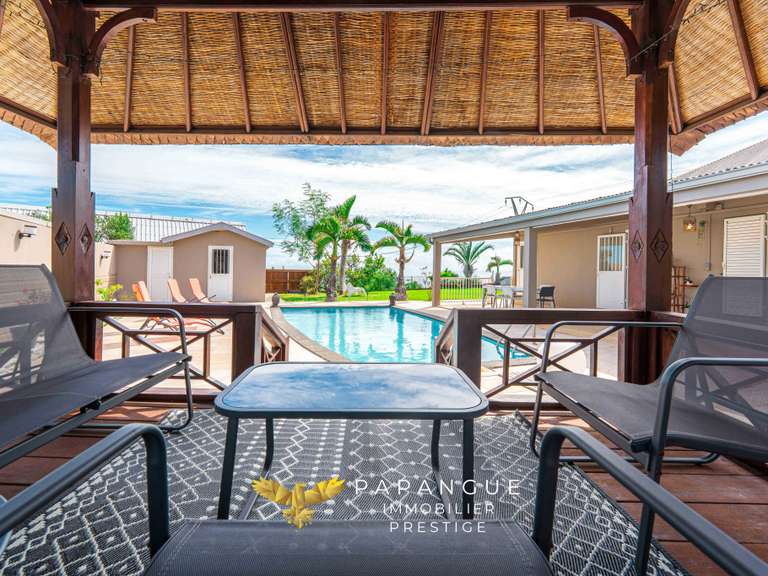 House Saint-Denis - 4 bedrooms - 195m²