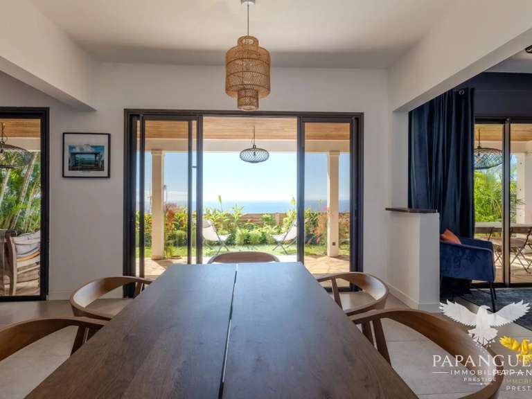House with Sea view Saint-Denis - 1 bedroom - 287m²