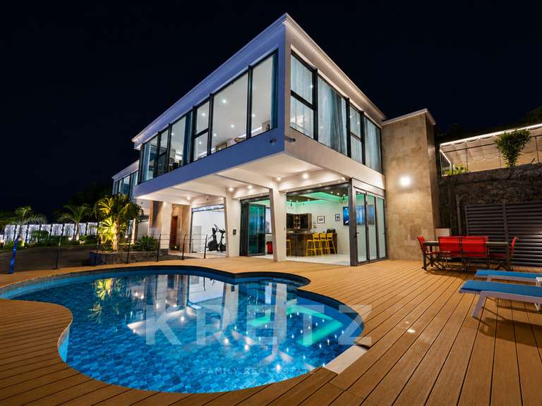 Maison Saint-Denis - 3 chambres - 400m²