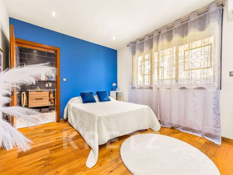 Maison Saint-Denis - 3 chambres - 400m²