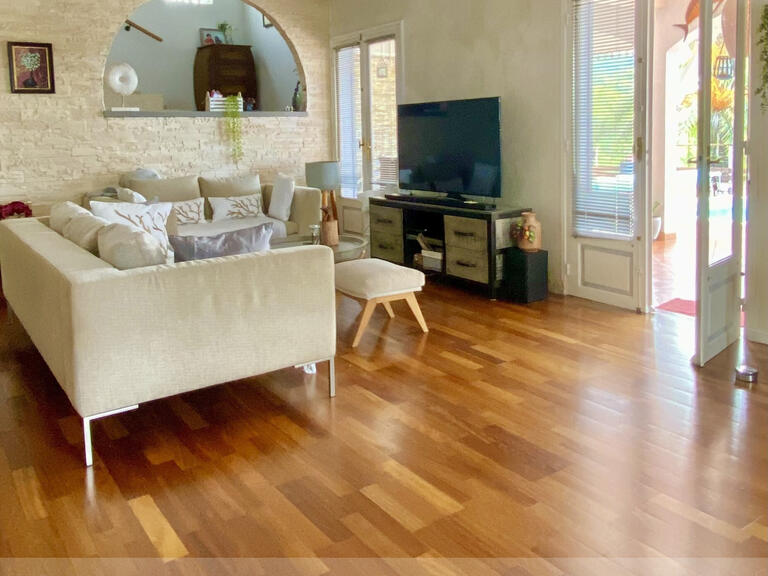 Villa Saint-Denis - 4 chambres - 198m²