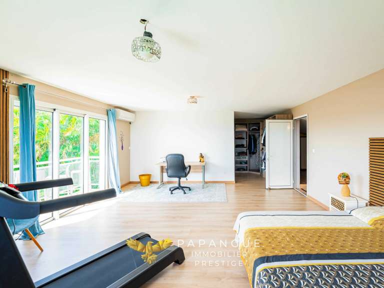 Villa Saint-Denis - 3 bedrooms - 195m²