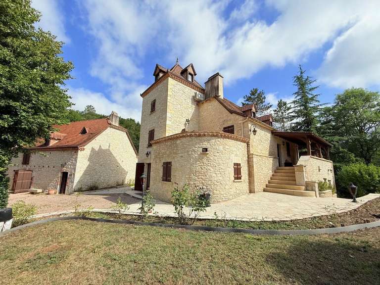 Maison Saint-Denis-Catus - 9 chambres - 405m²