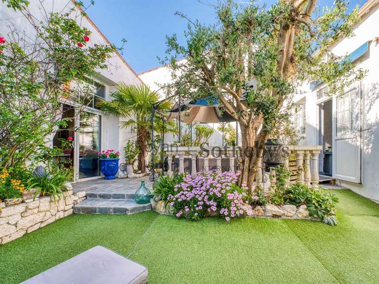 Maison Saint-Denis-d'Oléron - 4 chambres - 250m²