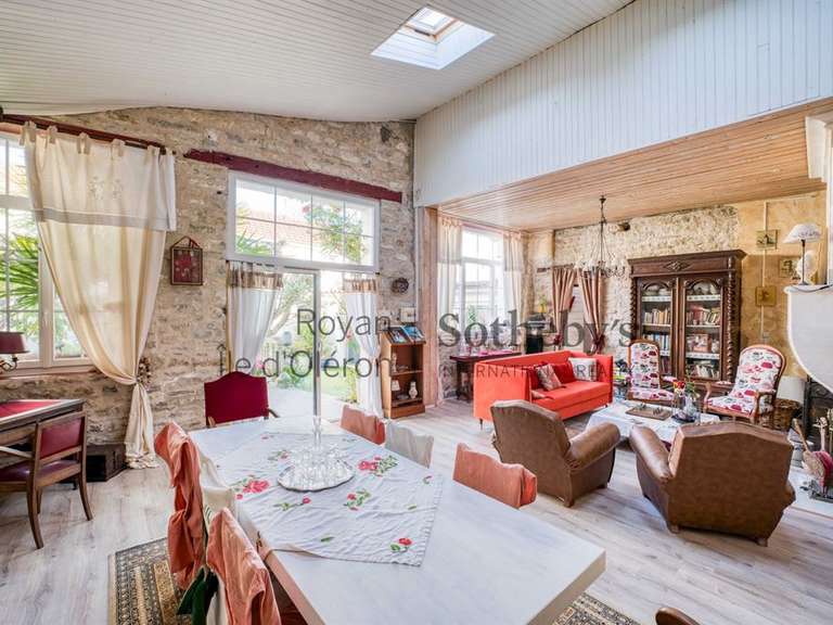 Maison Saint-Denis-d'Oléron - 4 chambres - 250m²