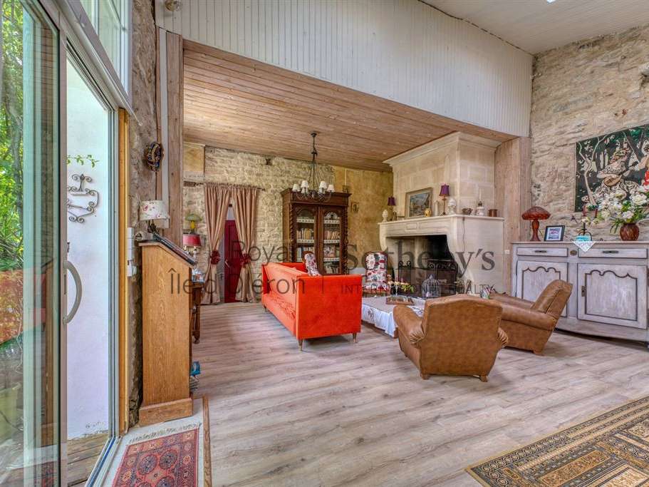 House Saint-Denis-d'Oléron