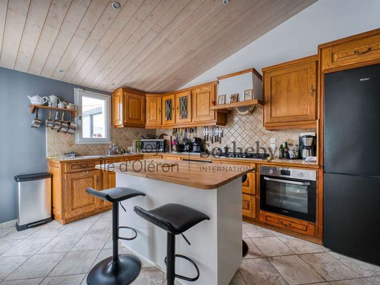 House Saint-Denis-d'Oléron - 6 bedrooms - 183m²