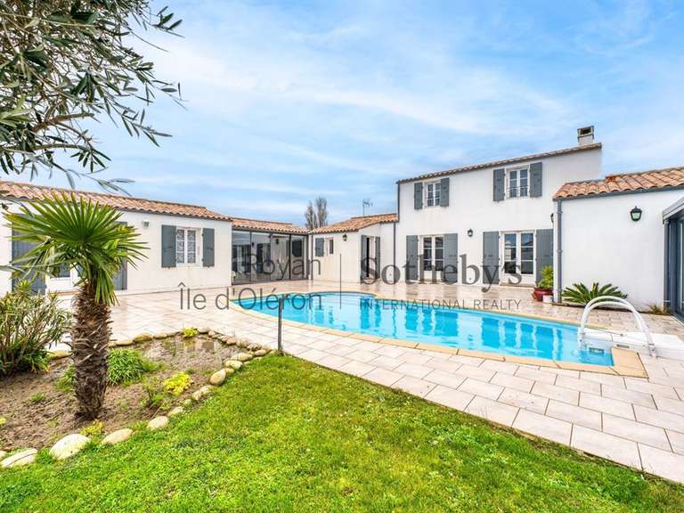 House Saint-Denis-d'Oléron - 6 bedrooms - 183m²