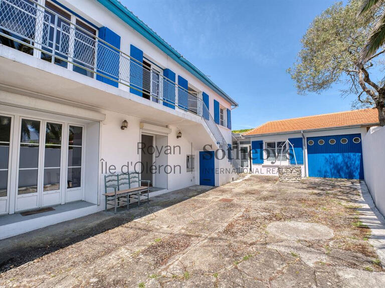 House Saint-Denis-d'Oléron - 4 bedrooms - 178m²