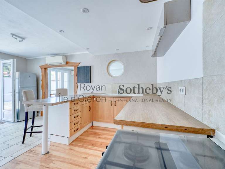 House Saint-Denis-d'Oléron - 5 bedrooms - 178m²