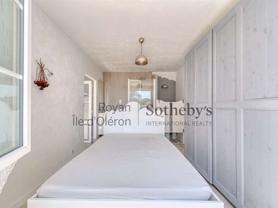 House Saint-Denis-d'Oléron