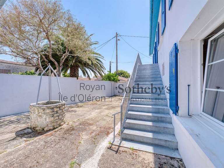 House Saint-Denis-d'Oléron - 5 bedrooms - 178m²