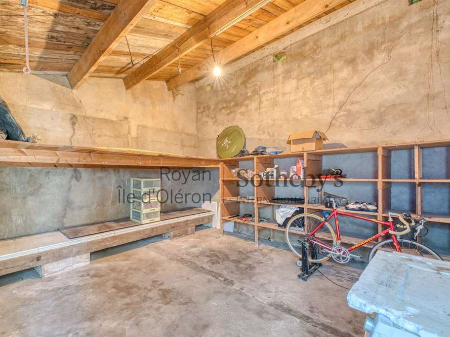 House Saint-Denis-d'Oléron