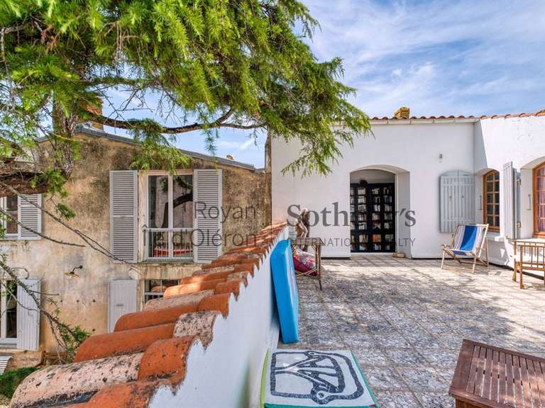 House Saint-Denis-d'Oléron - 9 bedrooms - 450m²