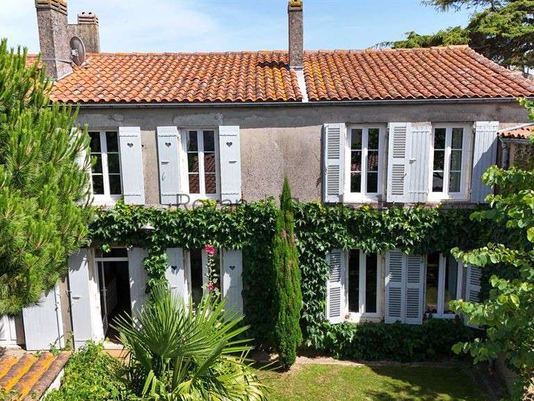 House Saint-Denis-d'Oléron - 9 bedrooms - 450m²