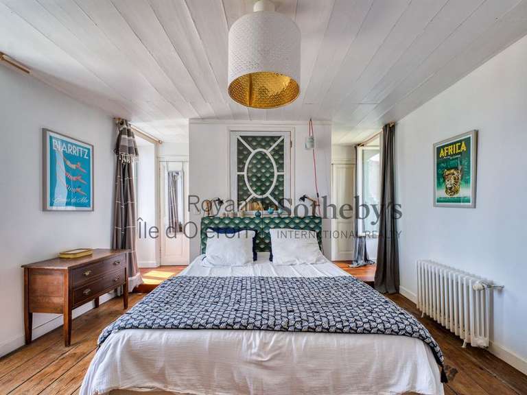 Maison Saint-Denis-d'Oléron - 9 chambres - 450m²