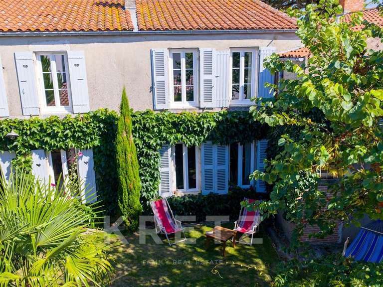 House Saint-Denis-d'Oléron - 9 bedrooms - 450m²