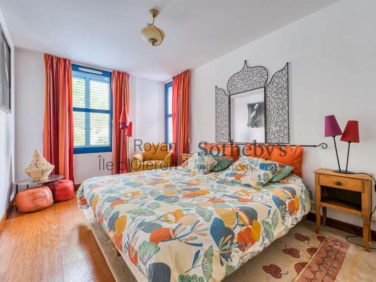 Maison Saint-Denis-d'Oléron - 5 chambres - 360m²