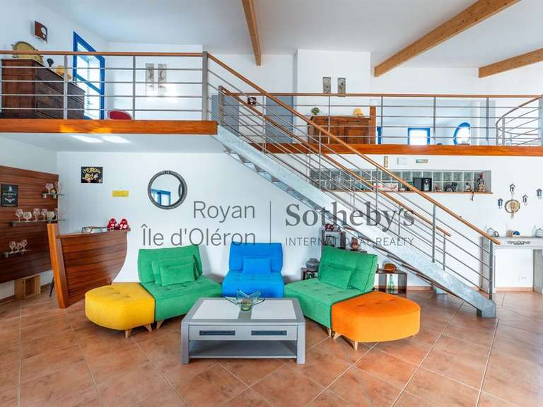Maison Saint-Denis-d'Oléron - 5 chambres - 360m²