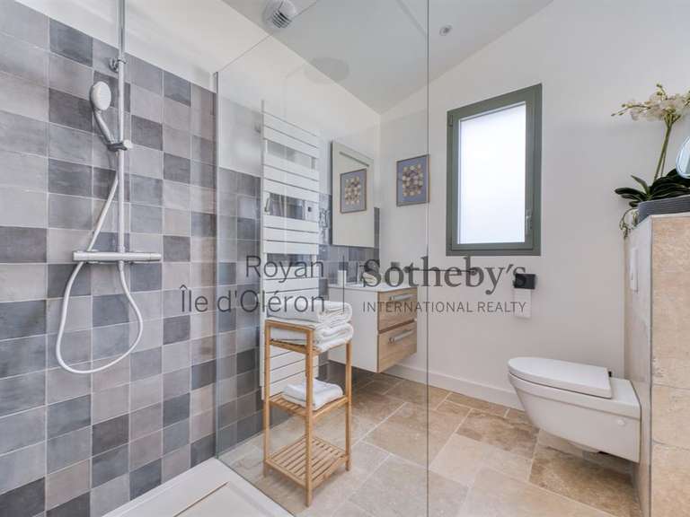 Maison Saint-Denis-d'Oléron - 4 chambres - 189m²