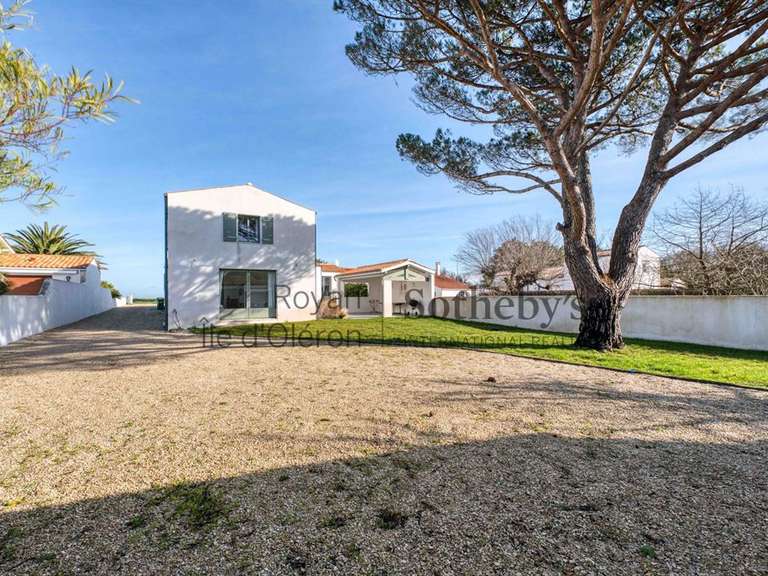 Maison Saint-Denis-d'Oléron - 4 chambres - 189m²