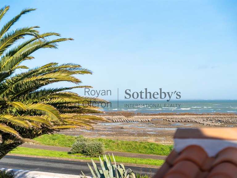 Maison Saint-Denis-d'Oléron - 4 chambres - 189m²