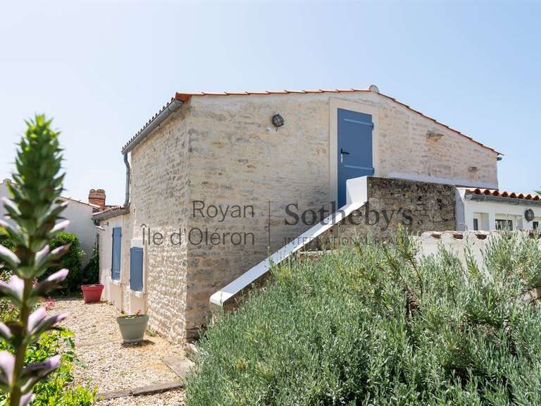 Maison Saint-Denis-d'Oléron - 4 chambres - 134m²