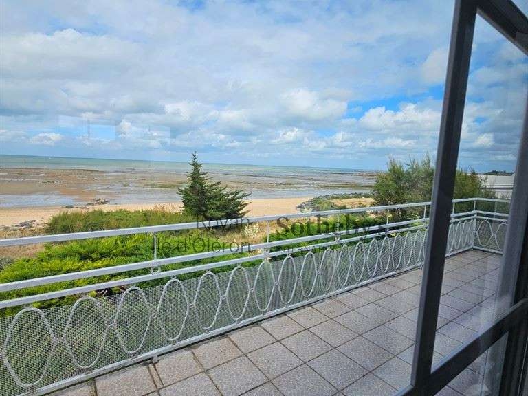 Maison Saint-Denis-d'Oléron - 3 chambres - 90m²