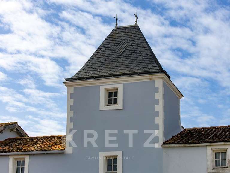 Maison Saint-Denis-d'Oléron - 5 chambres - 270m²