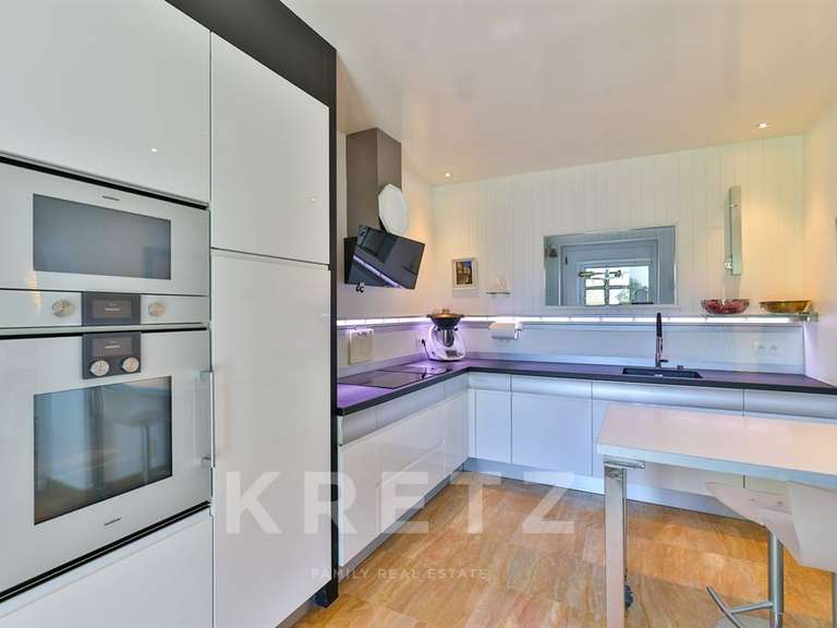 Maison Saint-Denis-d'Oléron - 5 chambres - 270m²