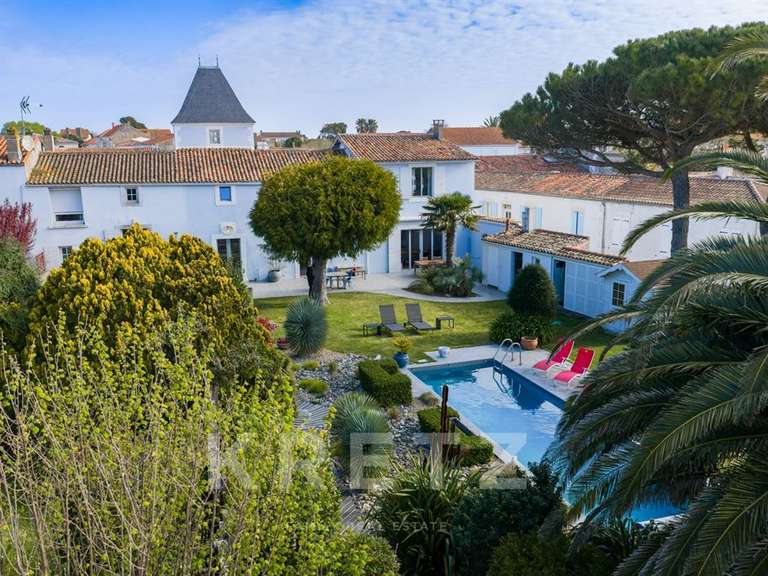 Maison Saint-Denis-d'Oléron - 5 chambres - 270m²