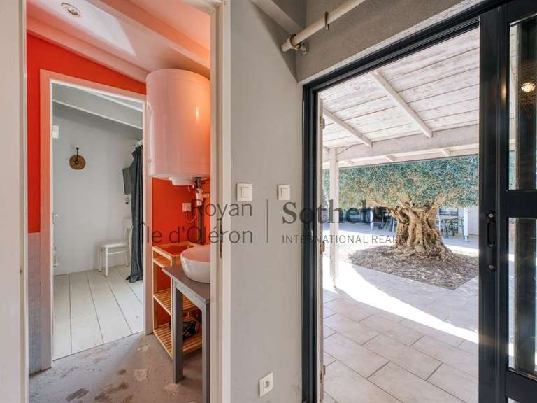 Maison Saint-Denis-d'Oléron - 5 chambres - 152m²