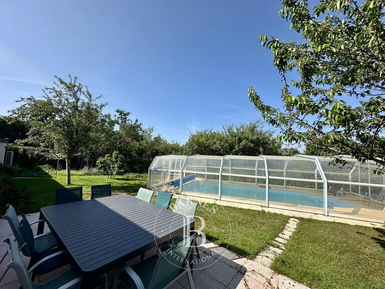 Maison Saint-Denis-en-Val - 5 chambres - 168m²