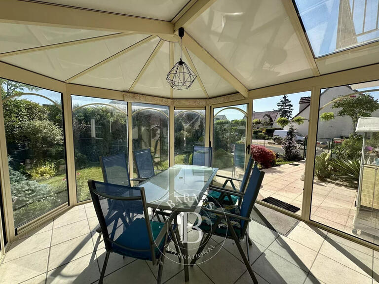 Maison Saint-Denis-en-Val - 5 chambres - 168m²