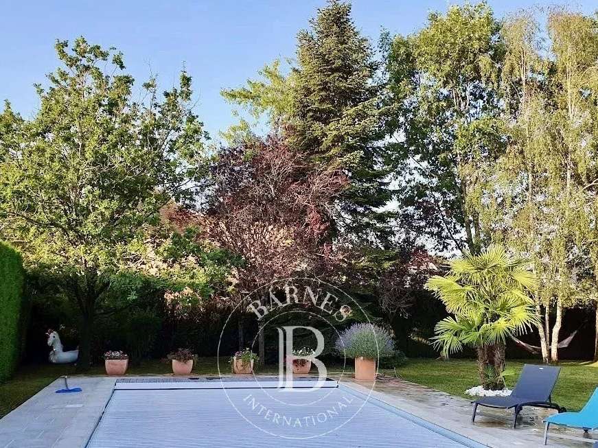 Villa Saint-Denis-en-Val